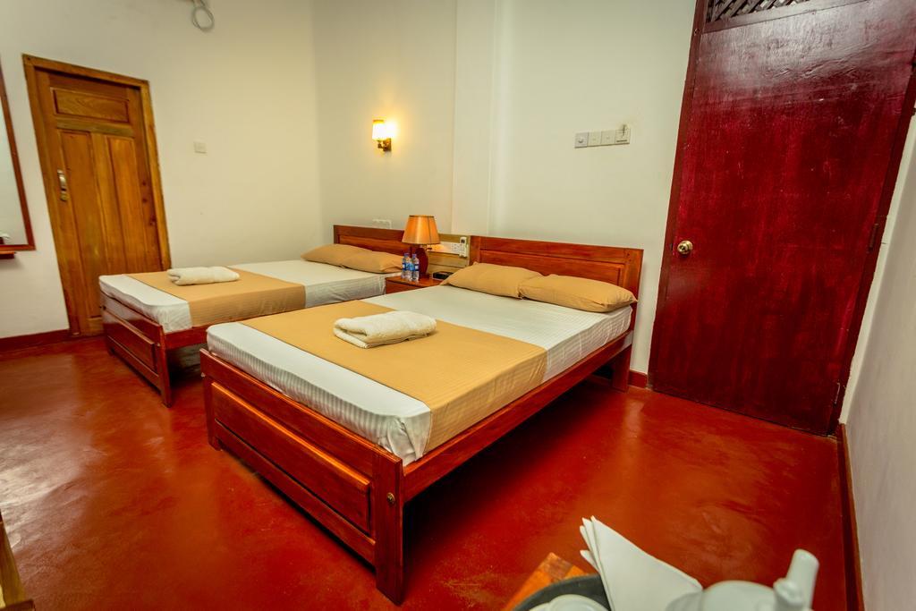 Dayanithi Guest House 자프나 외부 사진