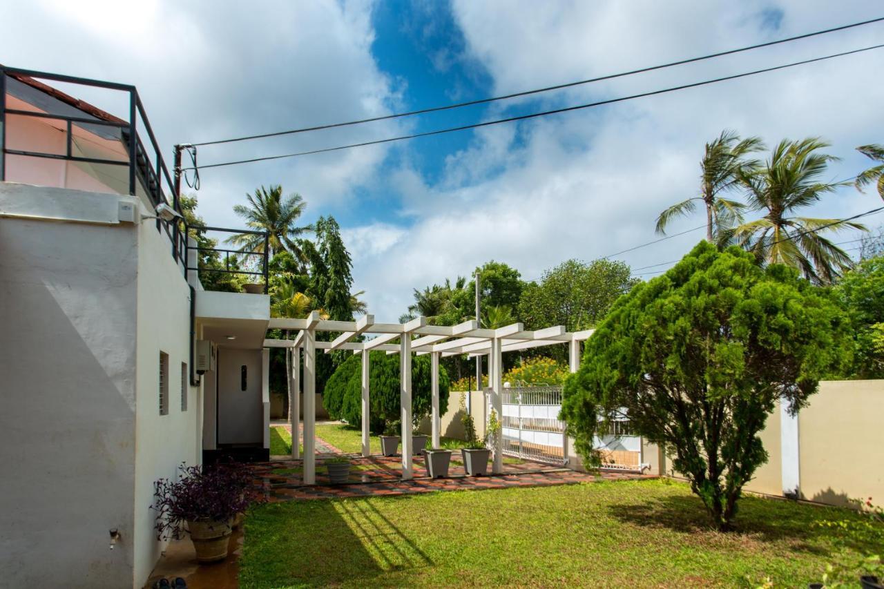 Dayanithi Guest House 자프나 외부 사진
